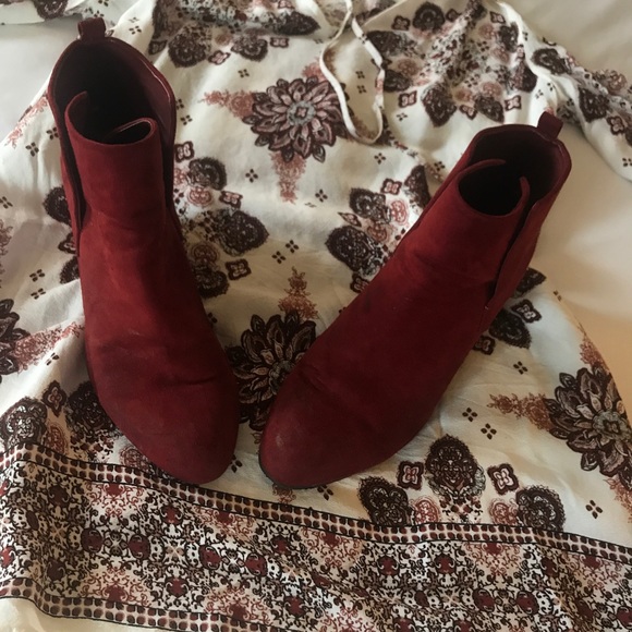 Forever 21 Shoes - red/maroon booties